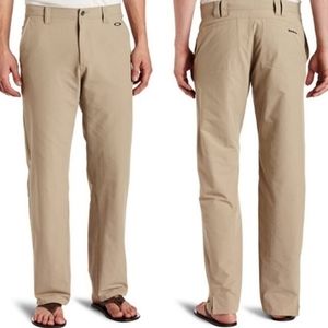 NWT Oakley Golf Pants